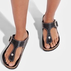 NWOT Birkenstock + Staud Croc Embossed Gizeh Sandal Black Size 7